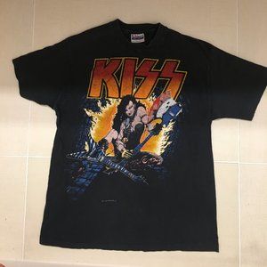 *SOLD Ebay*Super RARE Vintage Kiss 1985  tour concert shirt in MINT condition